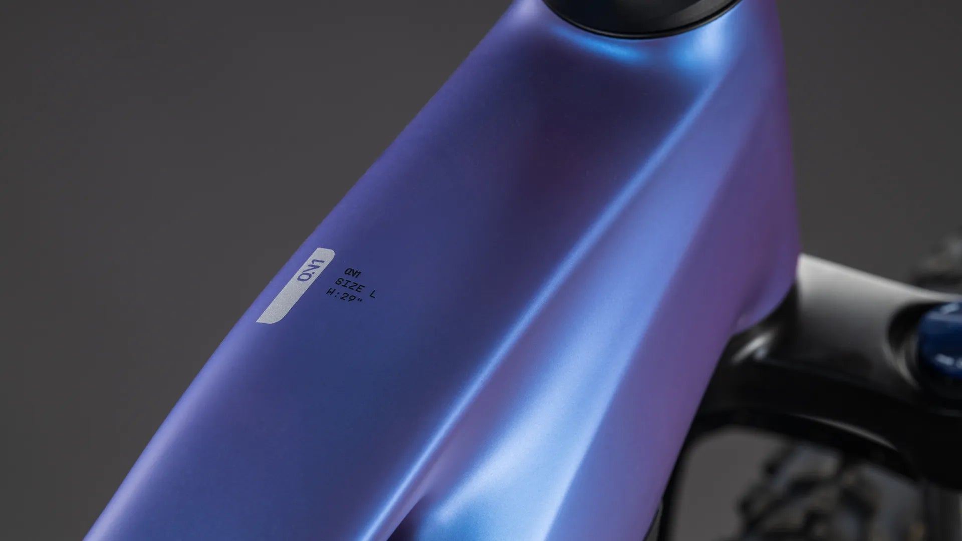 Cube Reaction Hybrid ONE 800 blueiris´n´reflect 2026