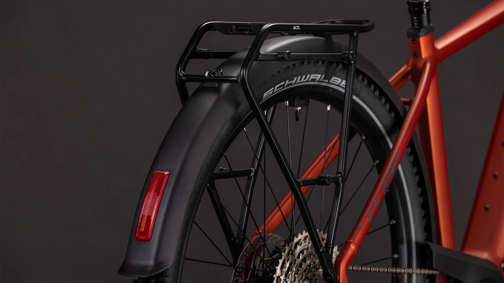 Cube Nuride Hybrid Pro 800 chilli´n´black 2026