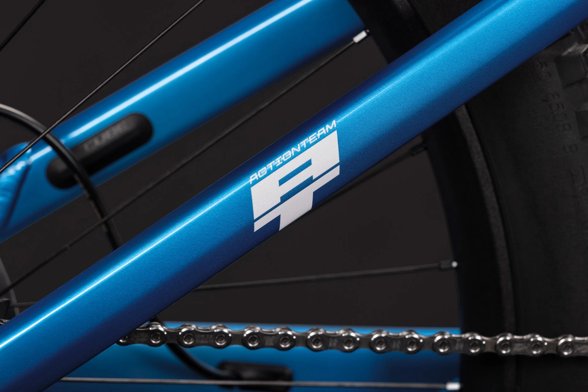 Cube Stereo Hybrid ONE44 HPC AT 800 actionteam 2027