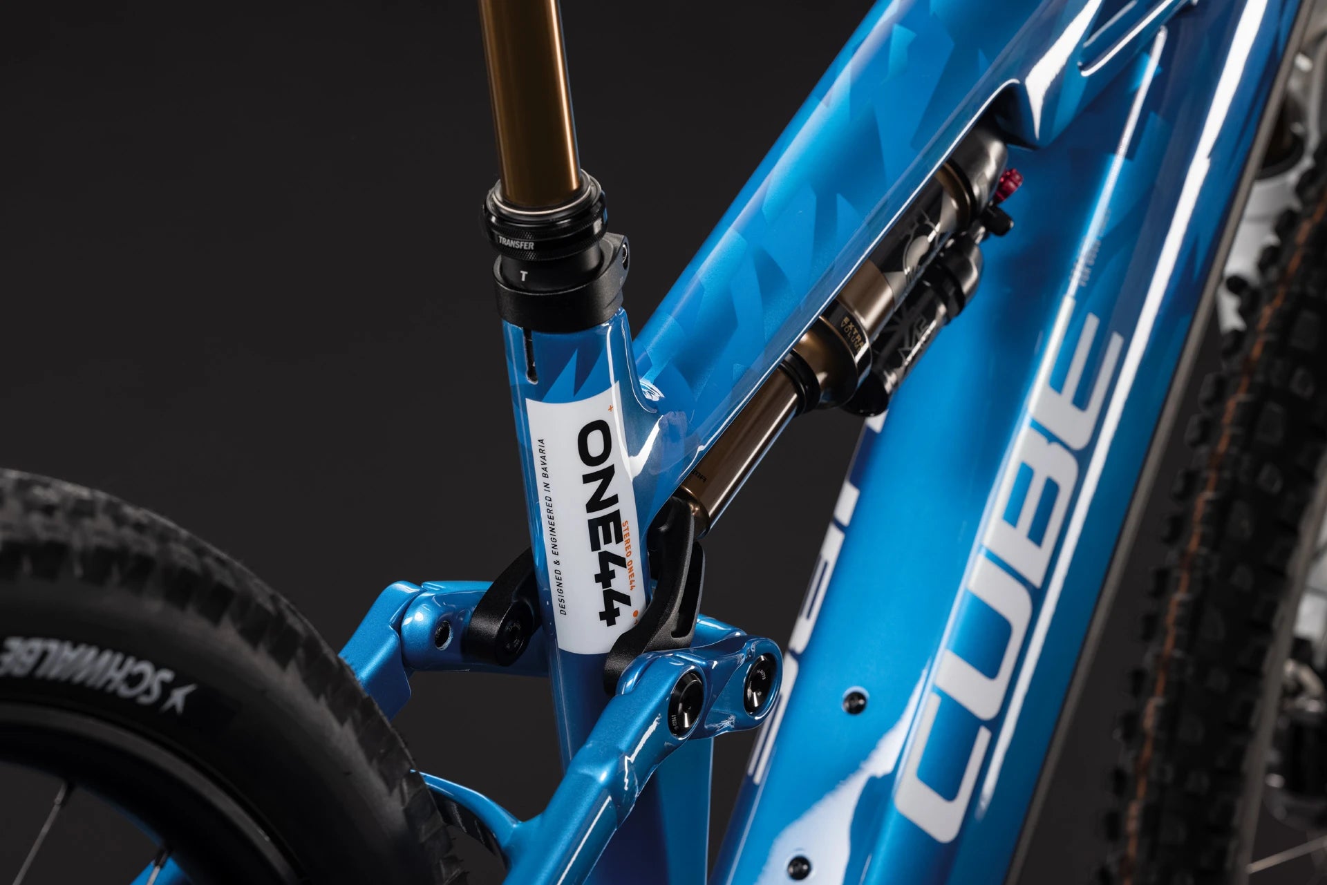Cube Stereo Hybrid ONE44 HPC AT 800 actionteam 2027