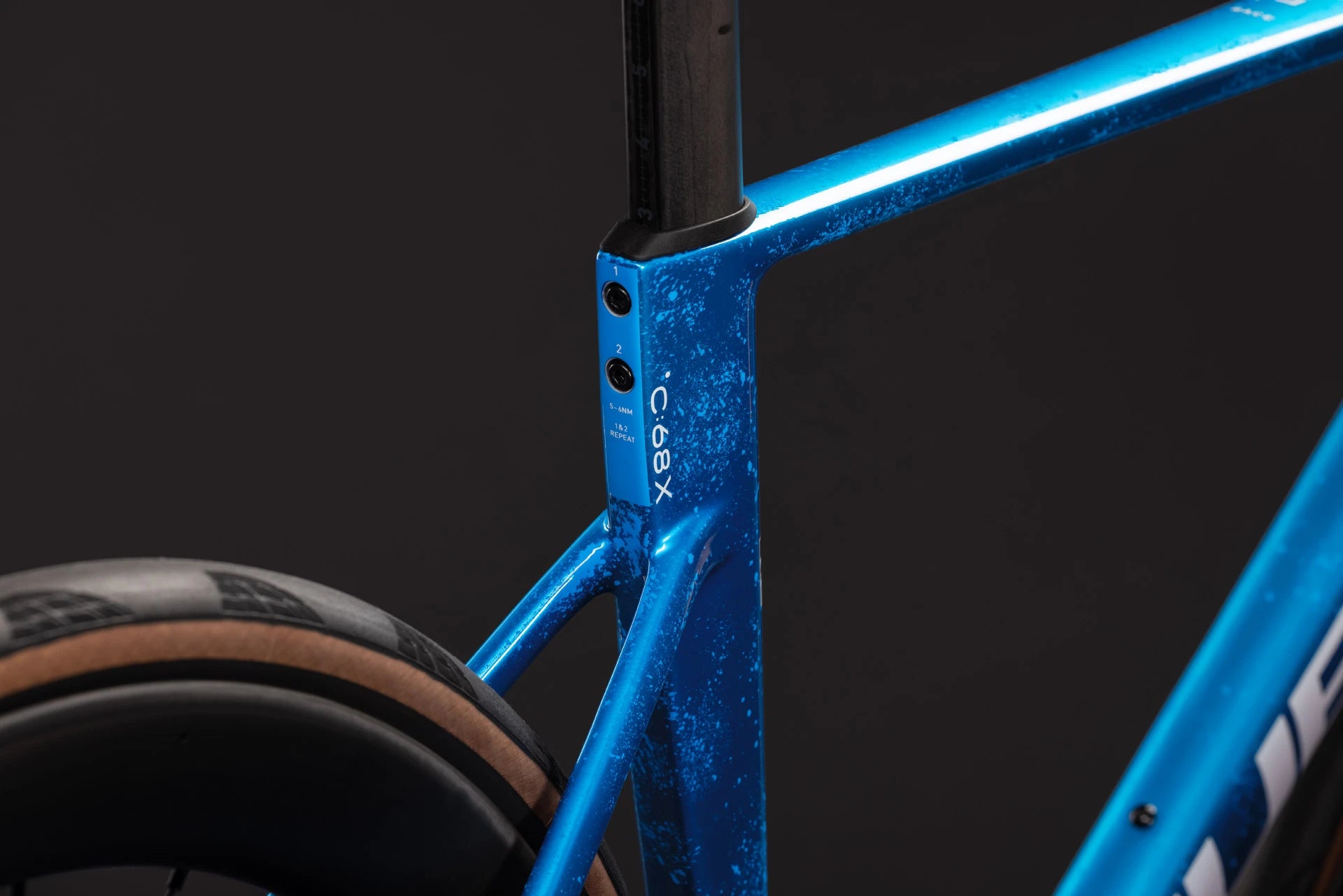 Cube Litening Air C:68X Race bluetwister´n´prizm 2027