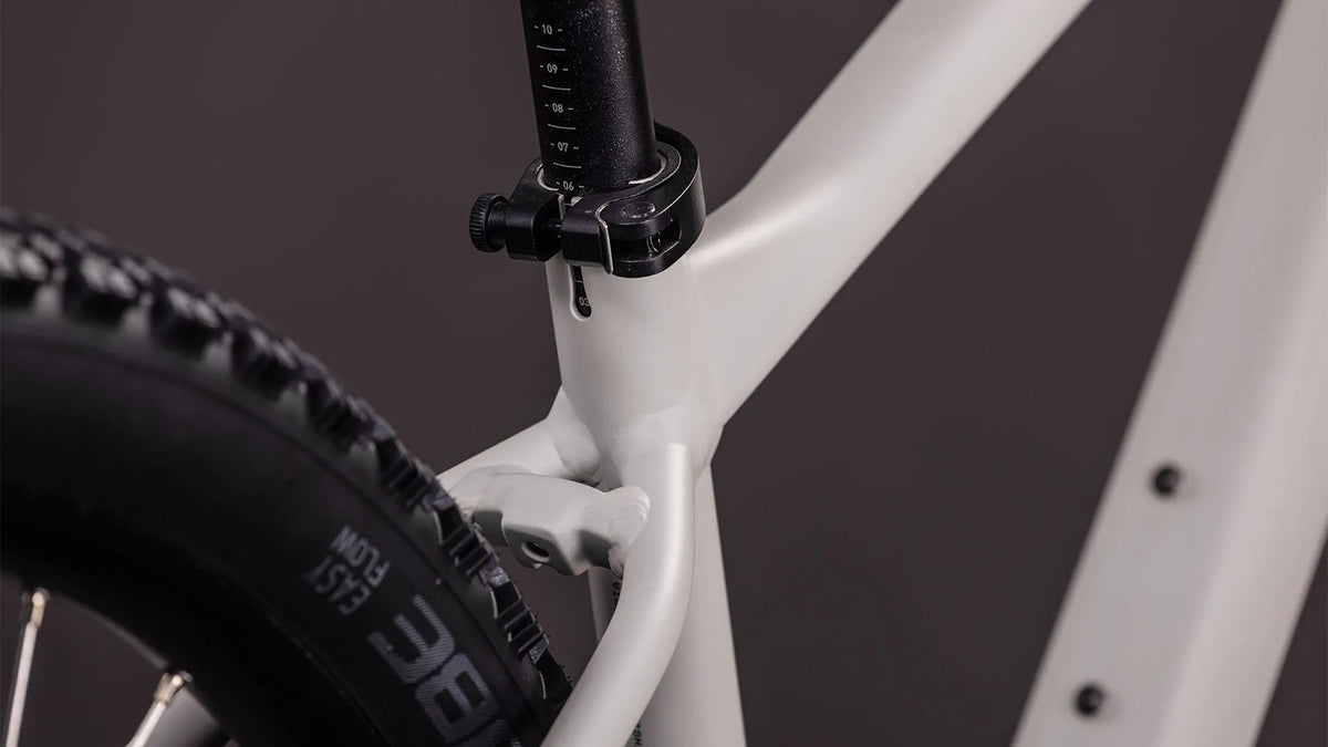 Cube Aim Pro greige´n´titan 2026