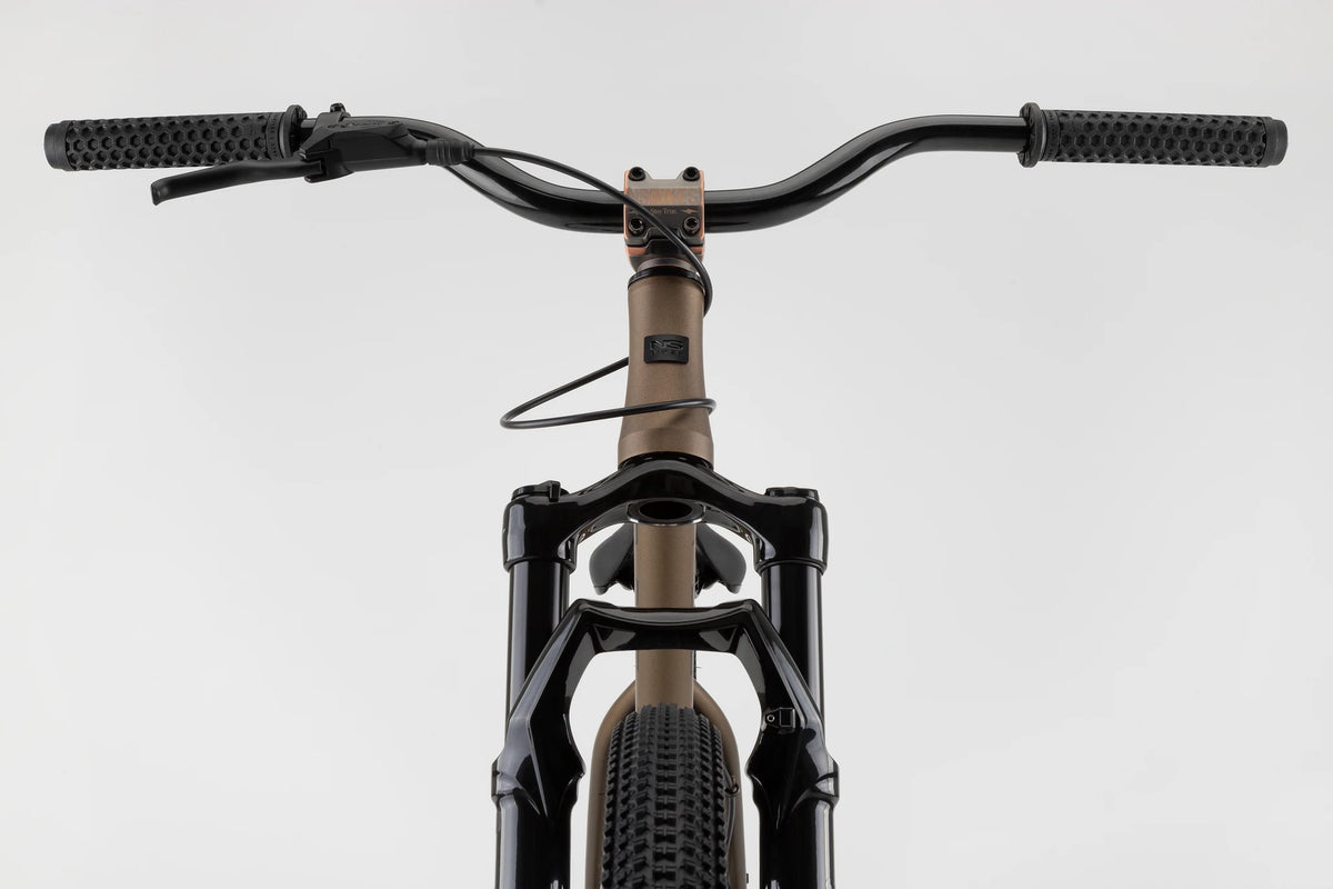 NS Bikes Metropolis 1 Olive Rust 2023 - Liquid-Life