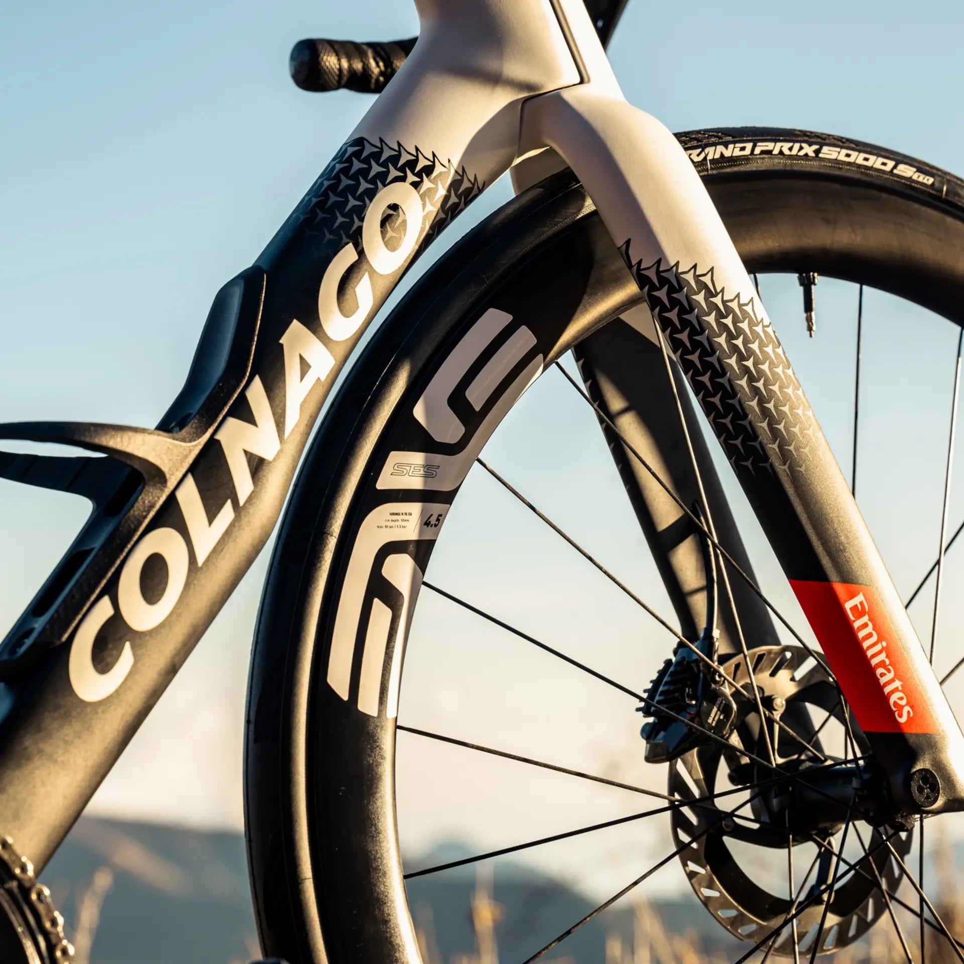 Colnago Y1RS Disc Sram Red AXS E1 black/white 2026