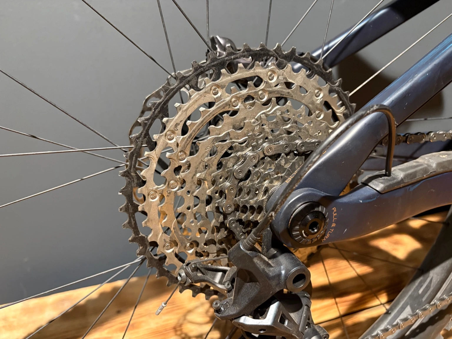 Orbea Rise M10 Coal Blue - Red Gold | Gebrauchtrad | L - Liquid-Life