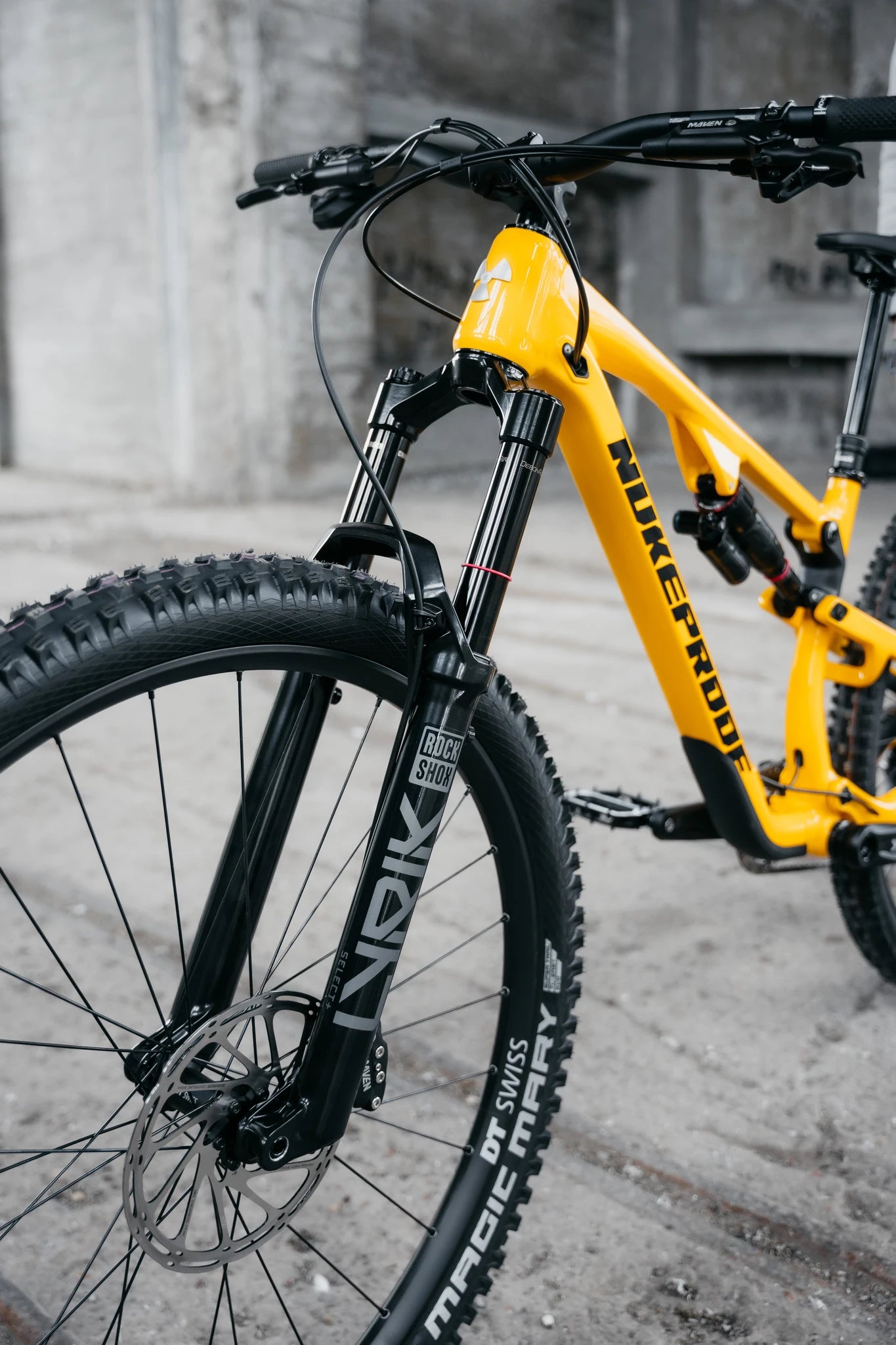 Nukeproof Reactor 290 Alloy Pro Eagle90 yellow 2026