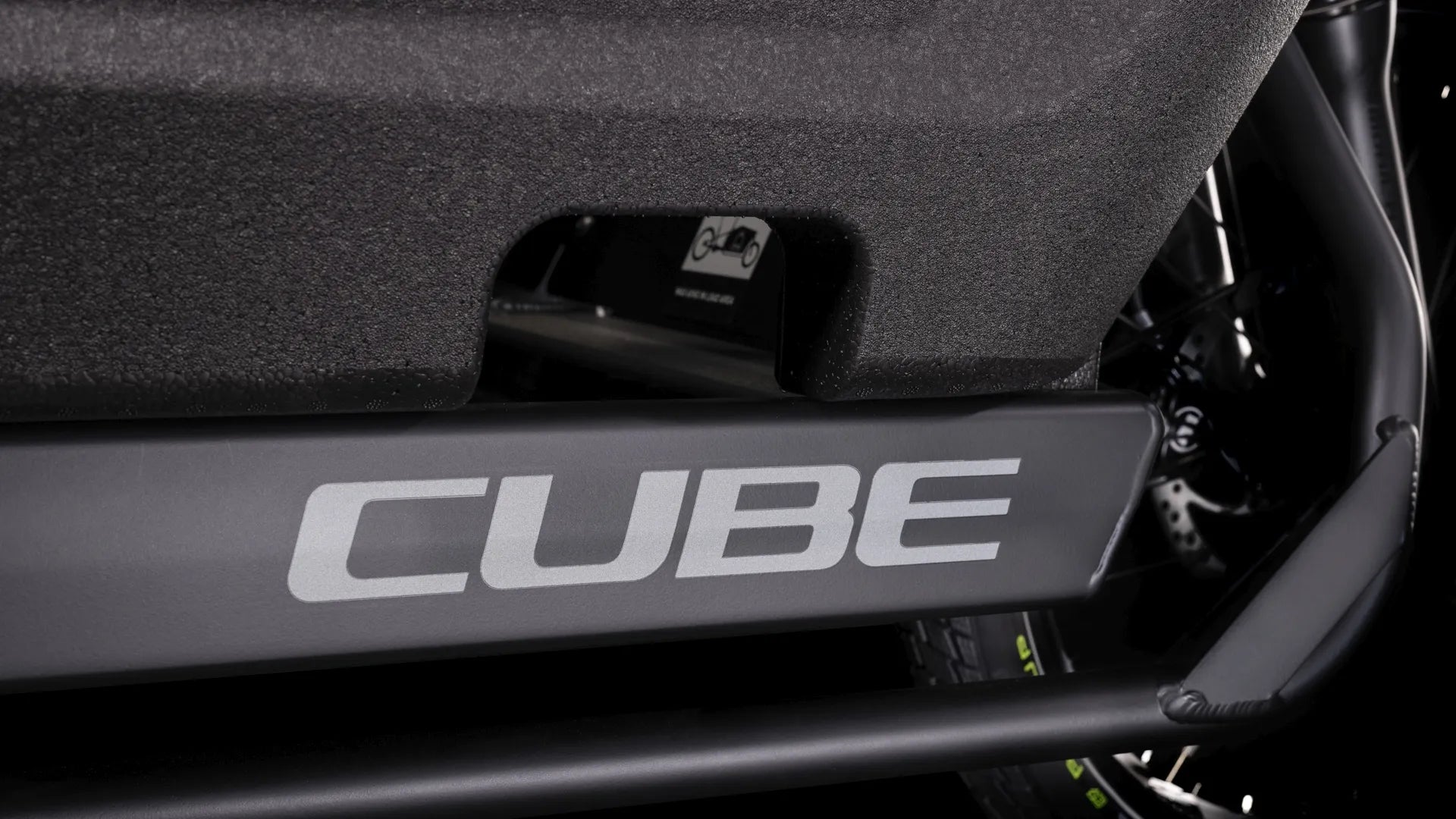Cube Cargo Sport Hybrid 500 grey black 2025
