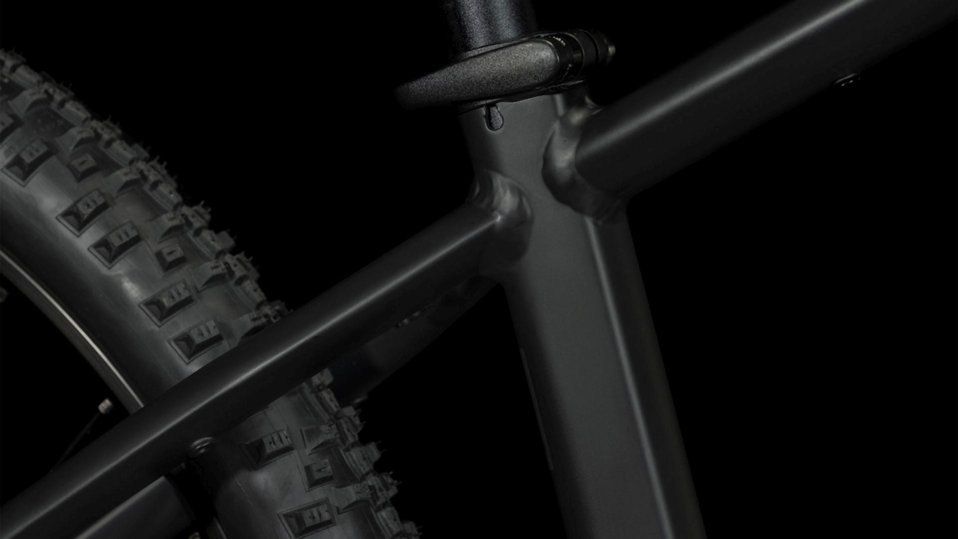 Cube Reaction Hybrid Performance 500 black´n´grey