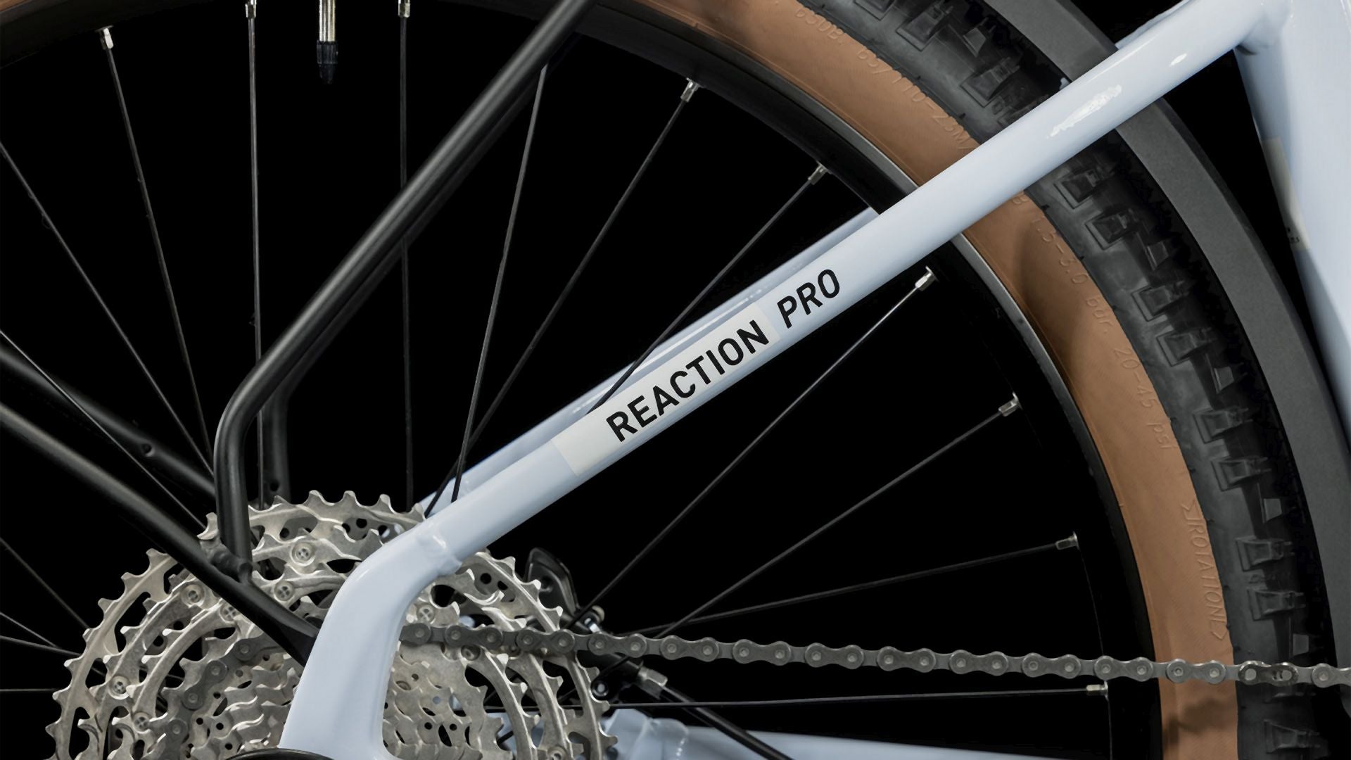 Cube Reaction Hybrid Pro 750 Allroad flashwhite´n´black Easy Entry