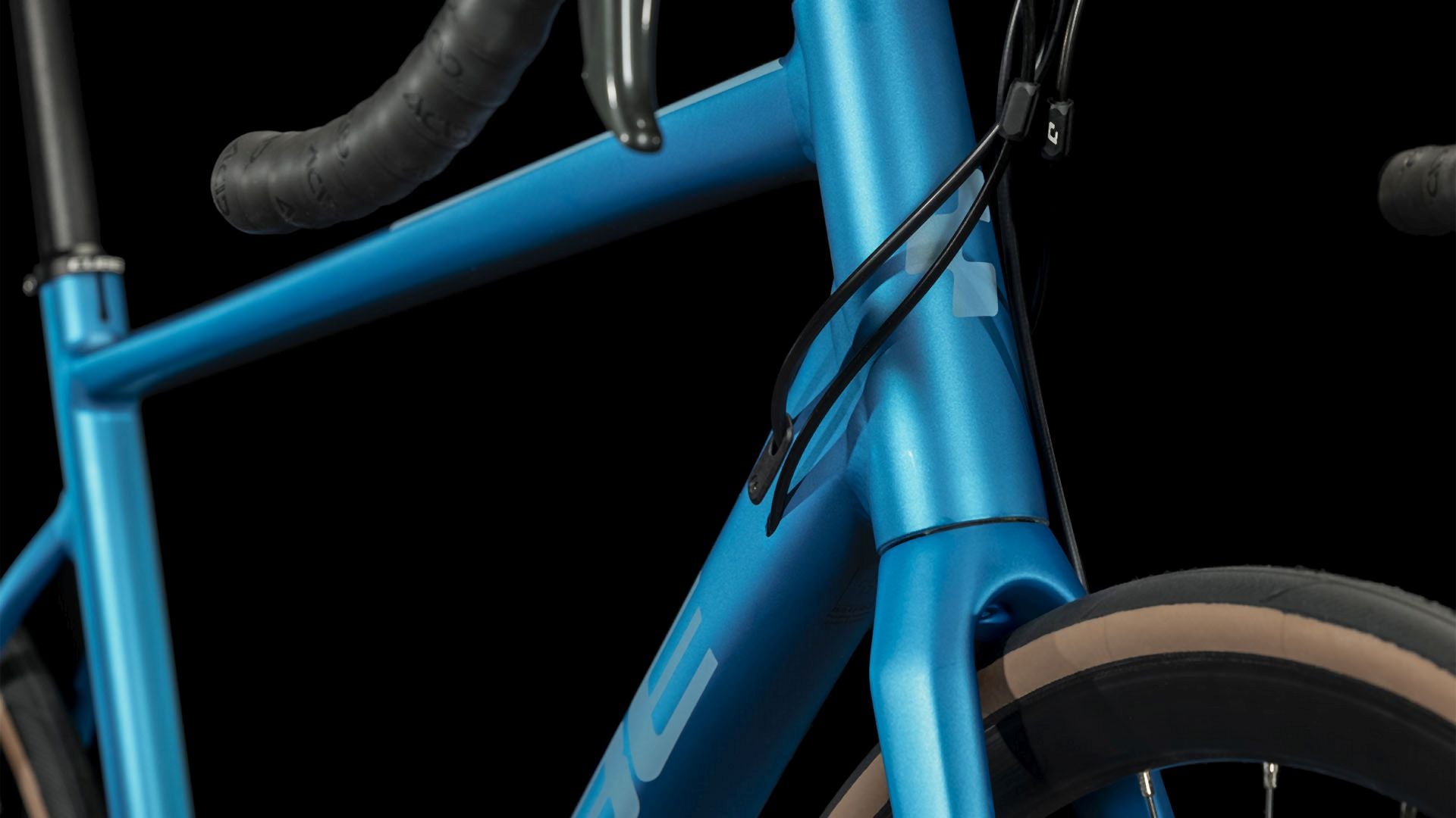 Cube Attain Race blue´n´spectral