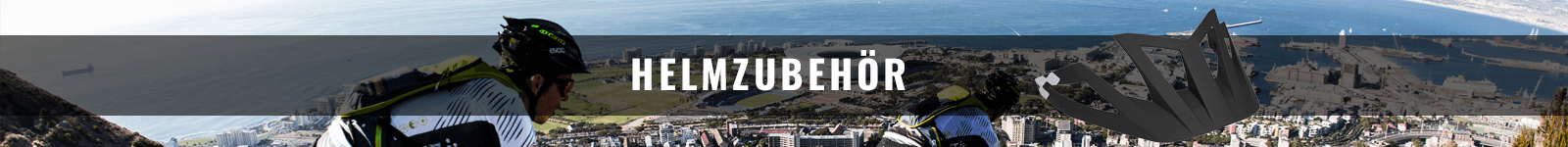 Fahrradhelm-Zubehör im urbanen Gelände mit Mountainbiker im Hintergrund. Text: "Helmzubehör".