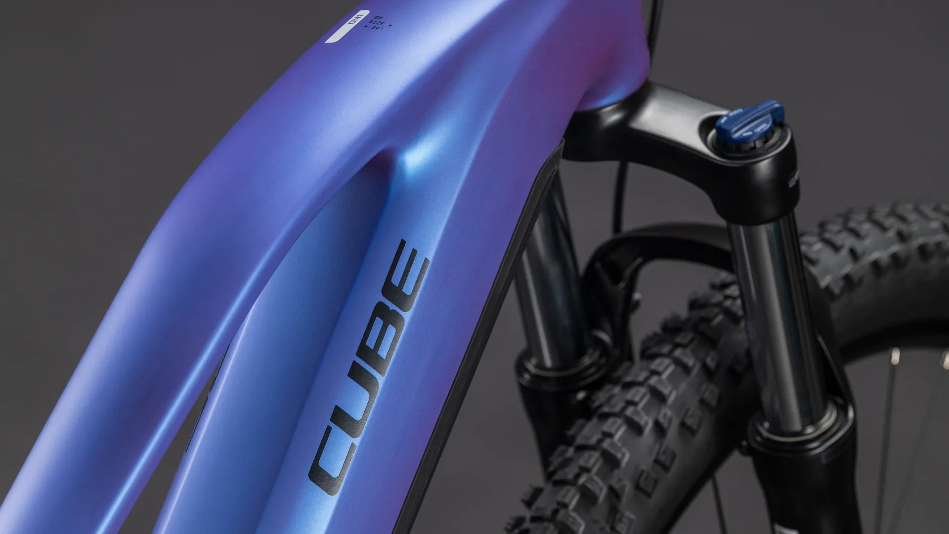 Cube Reaction Hybrid ONE 600 blueiris´n´reflect Trapeze 2026