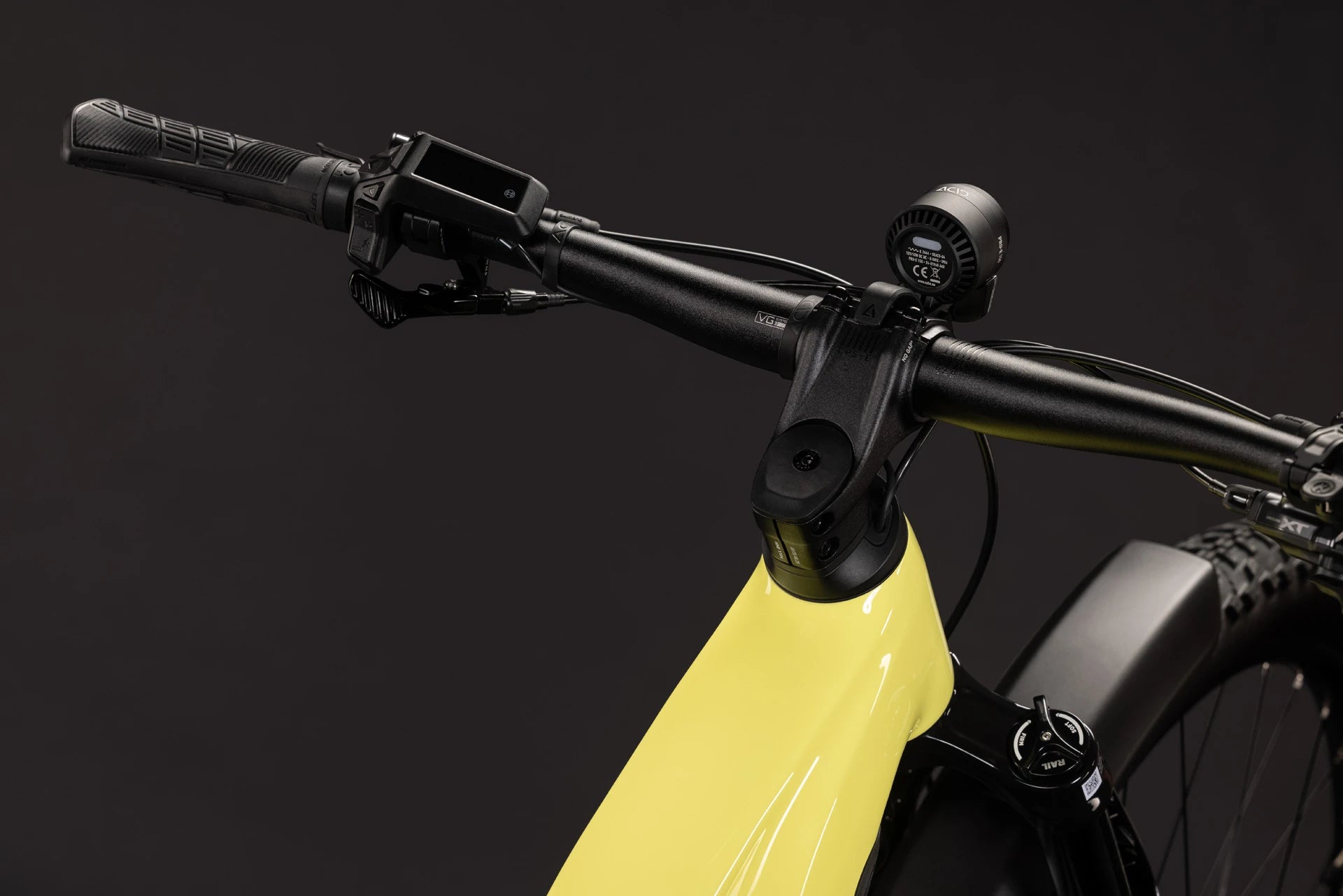 Cube Reaction Hybrid Race 800 FE bananasplit´n´black 2027