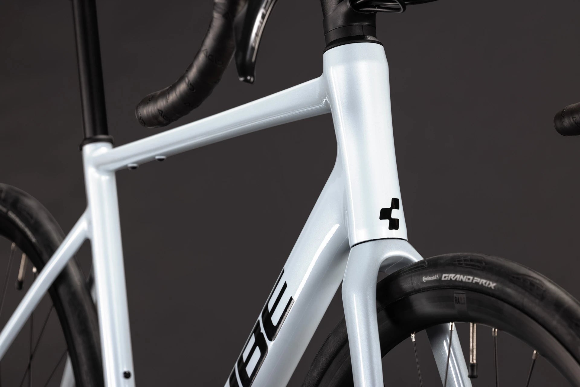 Cube Attain Pro  glacier´n´black 2027