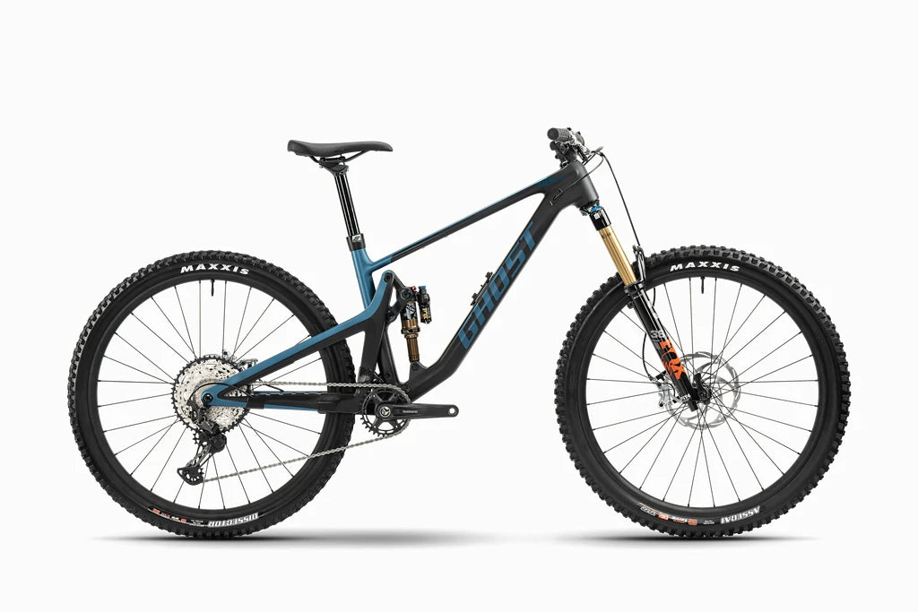 Ghost Riot Trail Full Party carbon/met. Blue -matt 2023 - Liquid-Life