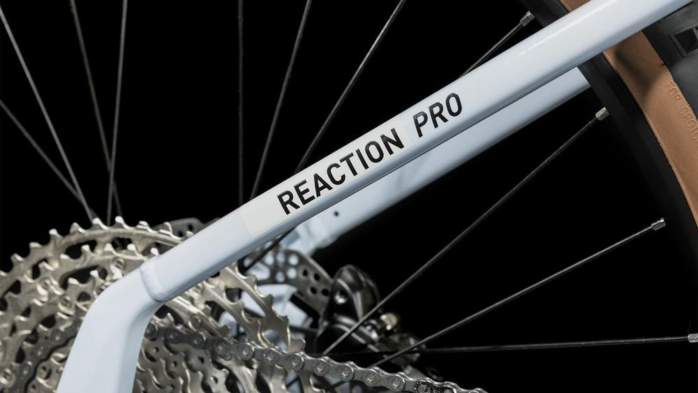 Cube Reaction Hybrid Pro 625 flashwhite´n´black Easy Entry