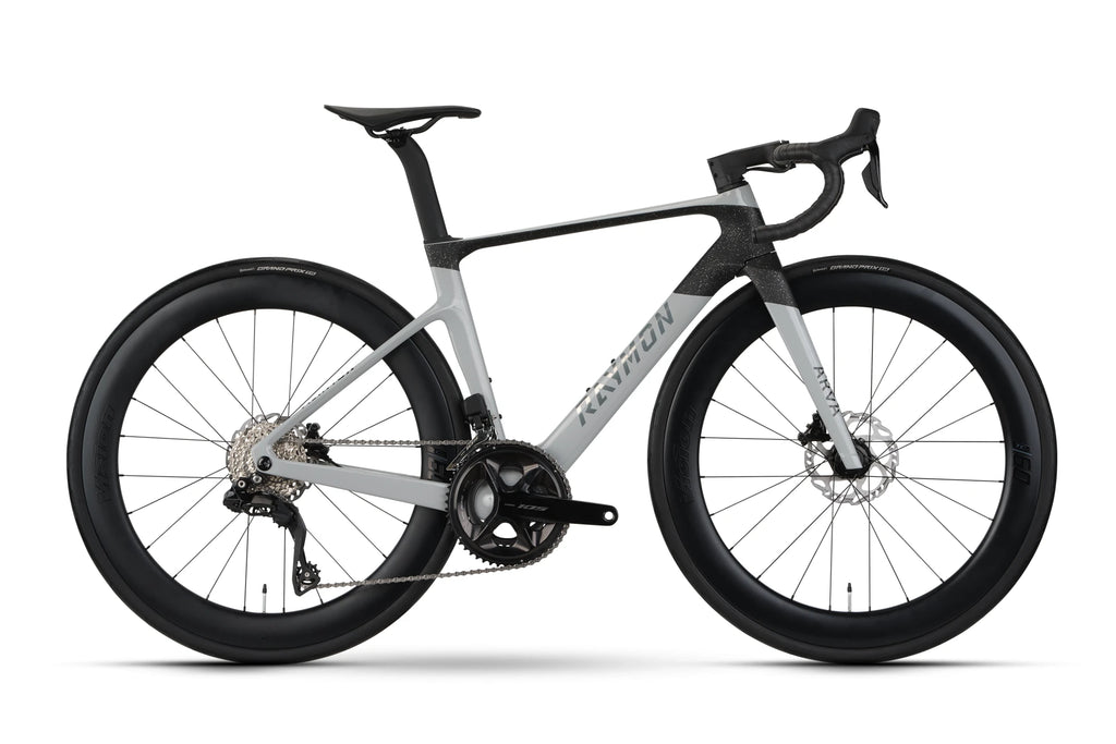 Raymon Arva Pro 700 x 105 24S 105 Di2 grey/carbon Raymon Yanga 2026