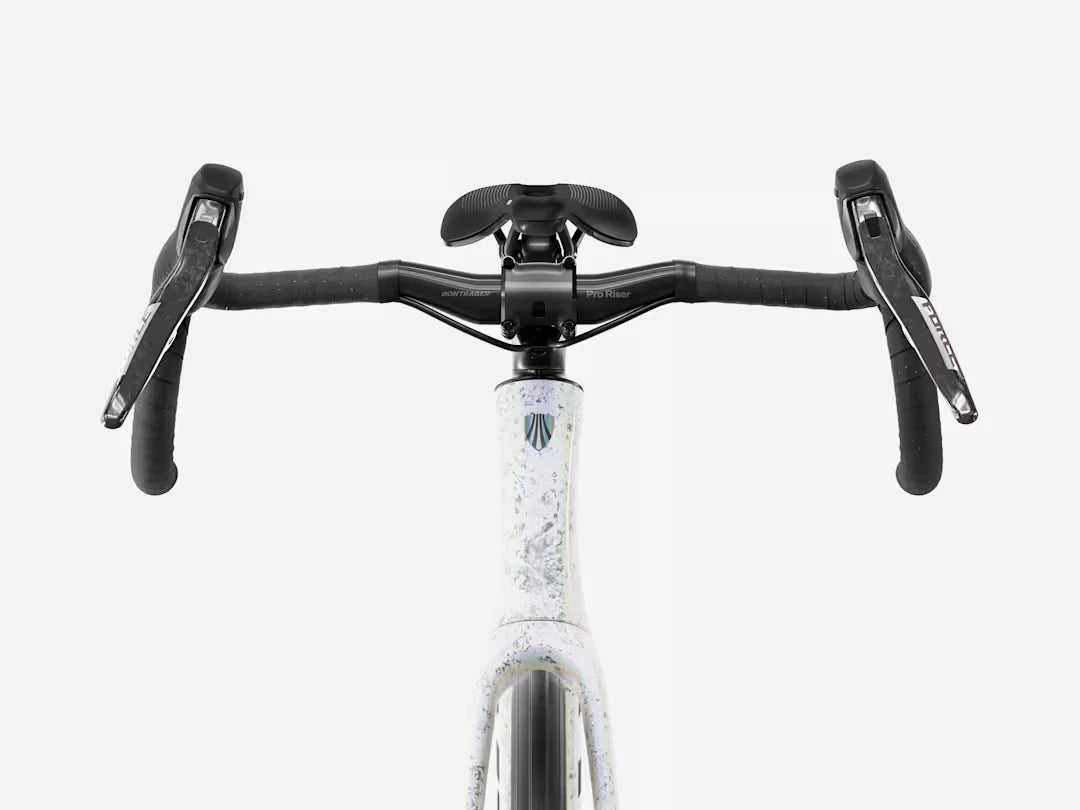 Trek Domane SLR 7 AXS Gen 5 Pearl/Silver Marble 2027