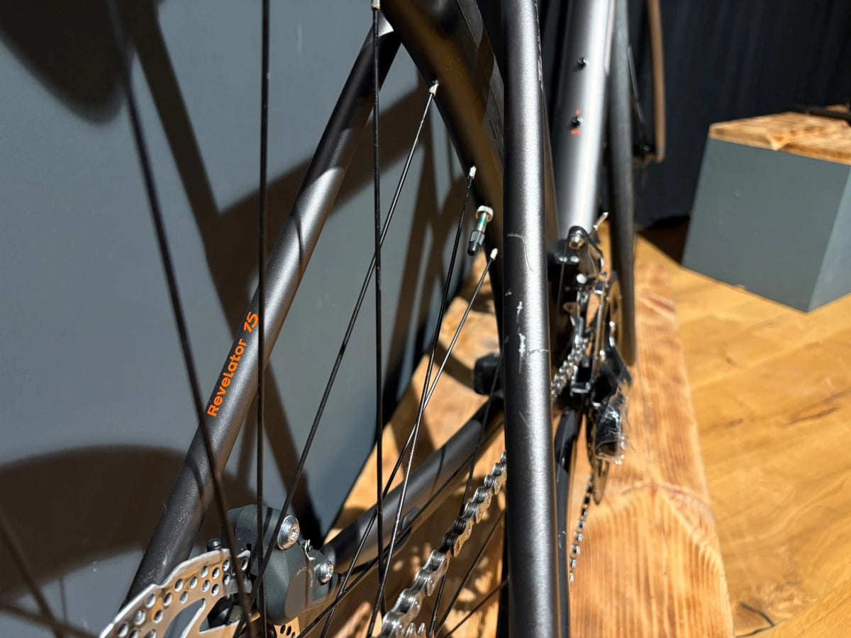 KTM Revelator 15 Moon Rock Matt 2026 | Rennrad | B-Ware | Liquid-Life