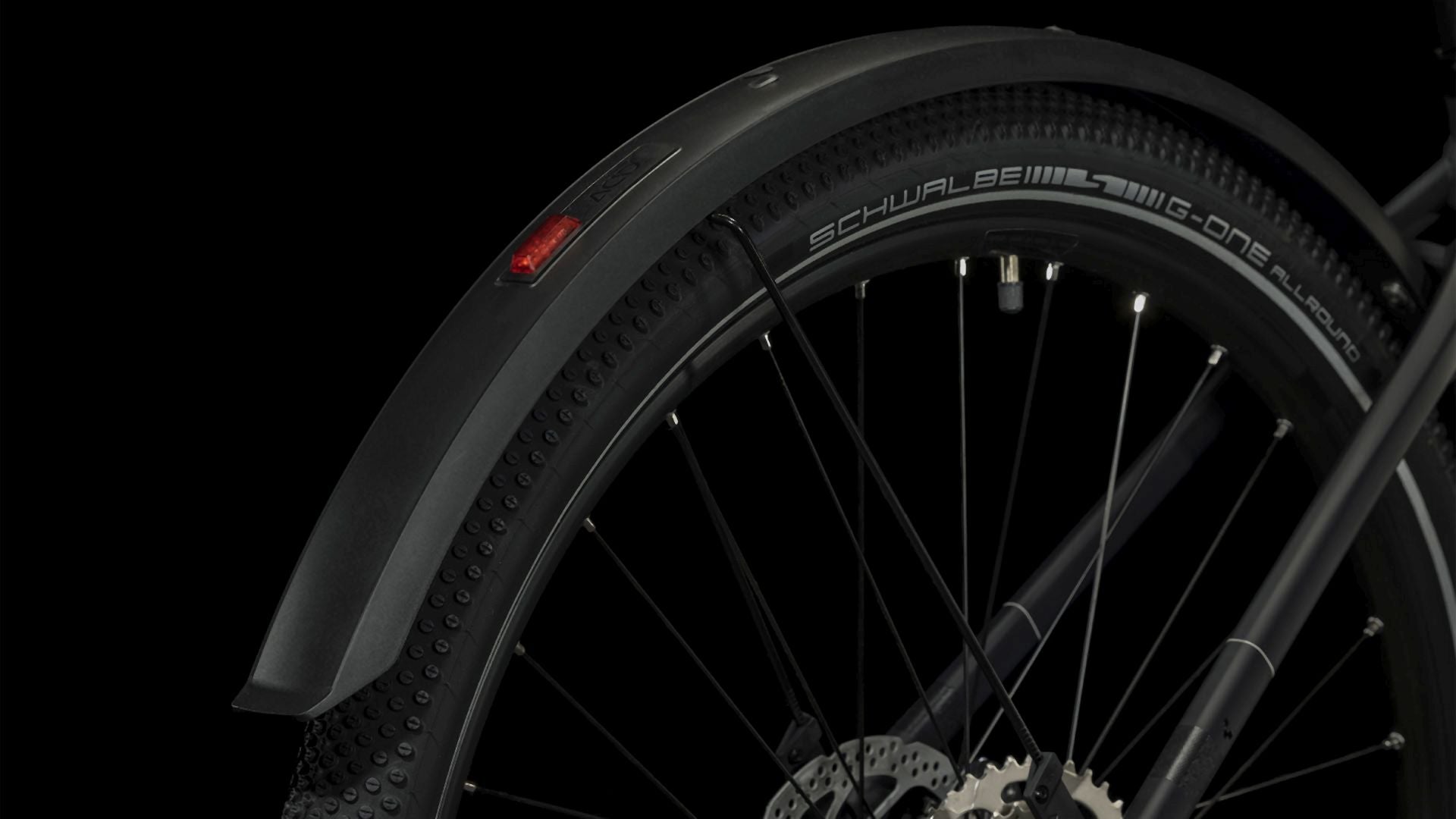 Cube Nuride Hybrid Pro 750 Allroad black´n´metal Trapez