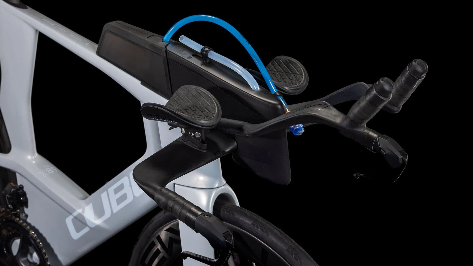 Cube Aerium C:68X Race foggrey´n´white 2026