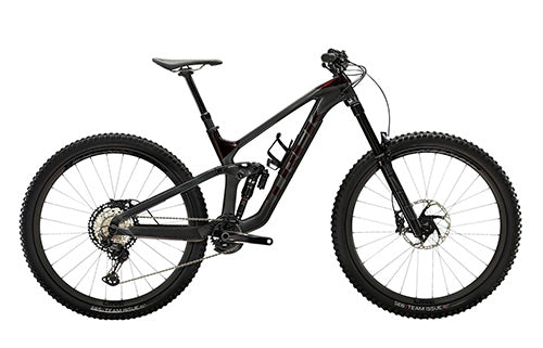 Mountainbike mit Vollfederung, schwarzem Rahmen und breiten Reifen, geeignet für Offroad-Abenteuer und Sportbegeisterte.