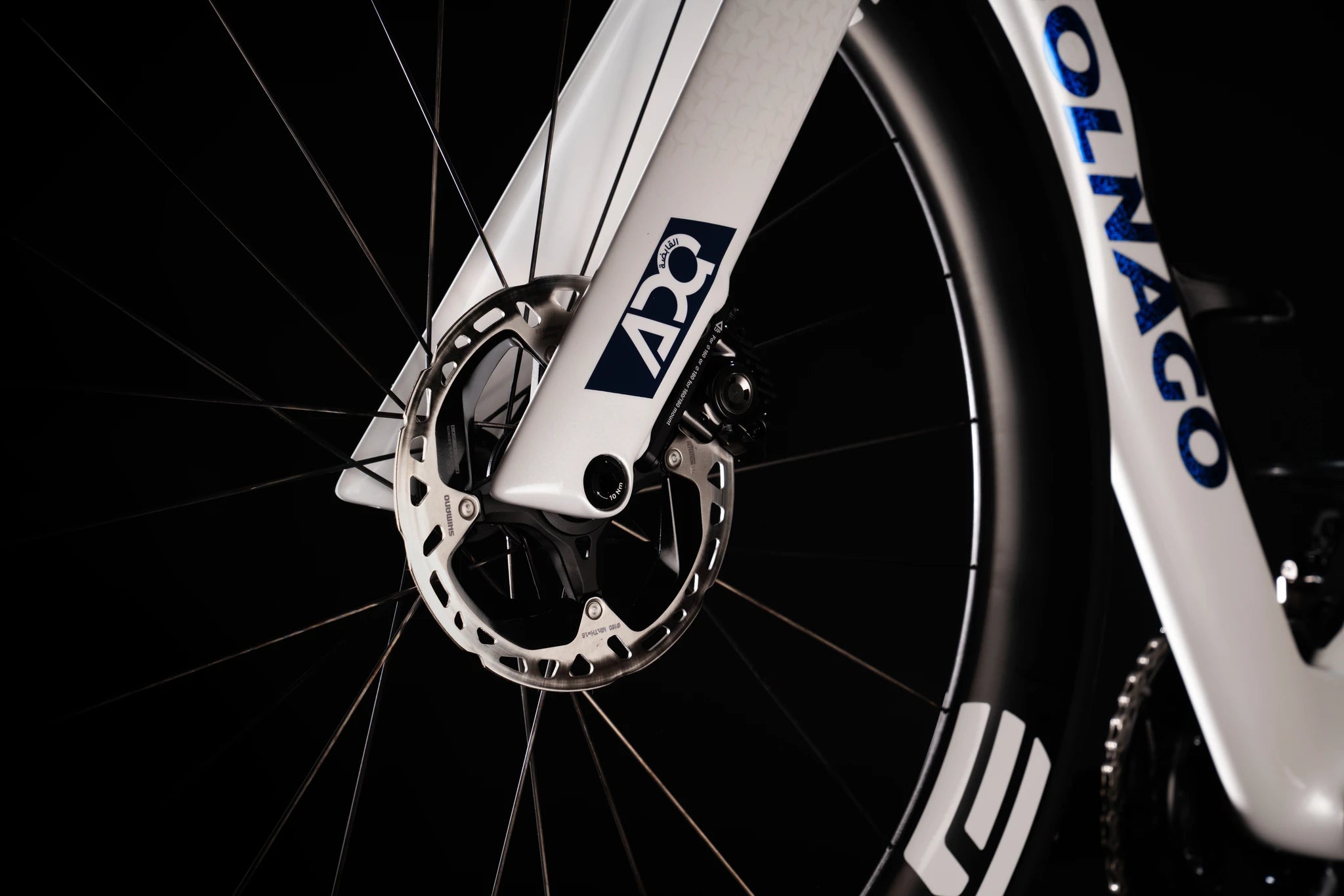 Colnago Y1RS Disc Force AXS E1 white/blue 2026 | Rennrad - Liquid-Life