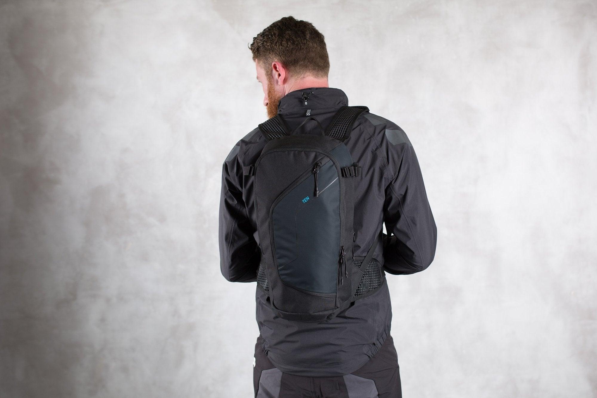 Cube Rucksack PURE TEN - Liquid-Life #Wähle Deine Farbe_Black
